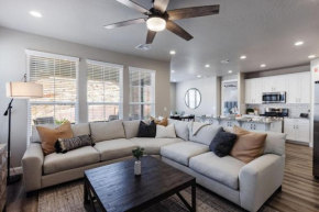 Escondido 2343 New Home with a Nintendo Switch, Shuffleboard, 8 Smart T's, a BBQ Grill & More!
